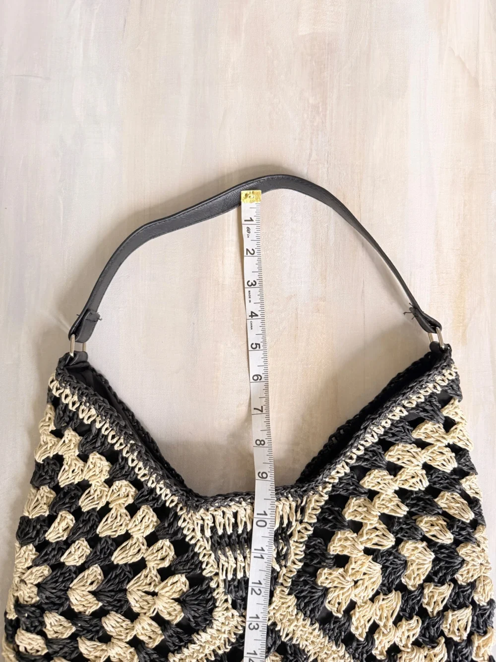 NWOT Boho Crochet Straw Hobo Bag Black Cream Granny Square Geometric